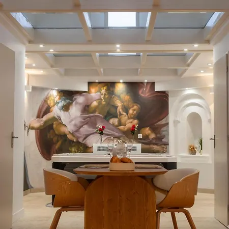 Saintly Chapelle * Sainte-Eanne