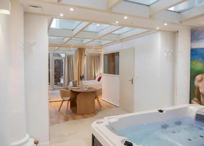 Saintly Chapelle Casa de Férias